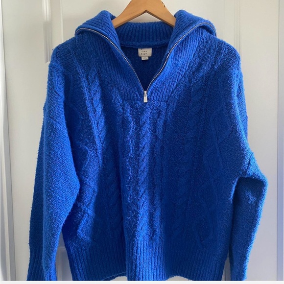 Blue Cable Knit Women’s quarter zip Sweater - Picture 1 of 3